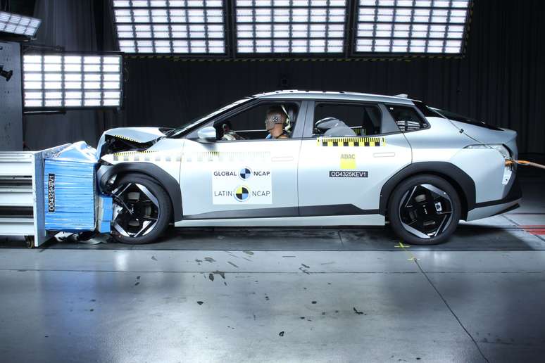 Kia K4 no crash test do Latin NCAP