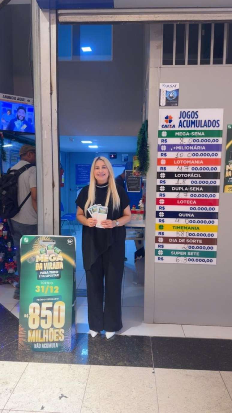 Sarah Souza, que trabalha na Onze da Sorte h&aacute; 12 anos, j&aacute; deu alguns grandes pr&ecirc;mios aos apostadores