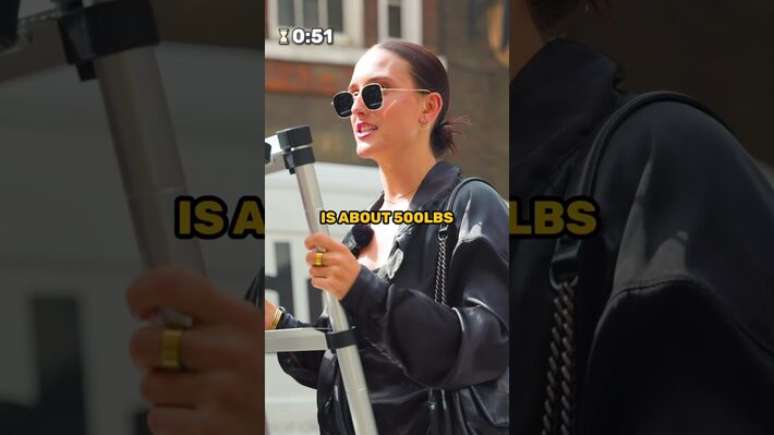 Max Klymenko அறியப்படாத மற்றும் பிரபலமான நபர்களை வரவேற்கிறார் மற்றும் அவர்களின் வேலைகளை யூகிக்க முயற்சிக்கிறார்