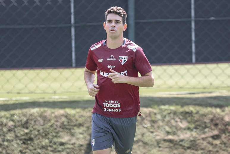 Oscar marca reunião com o São Paulo e deve anunciar aposentadoria –