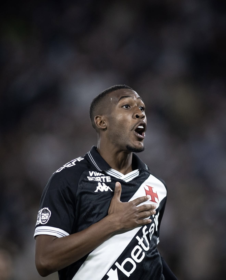 Rayan foi escolhido como a revelação do Brasileirão 2025 em eleição da CBF. 