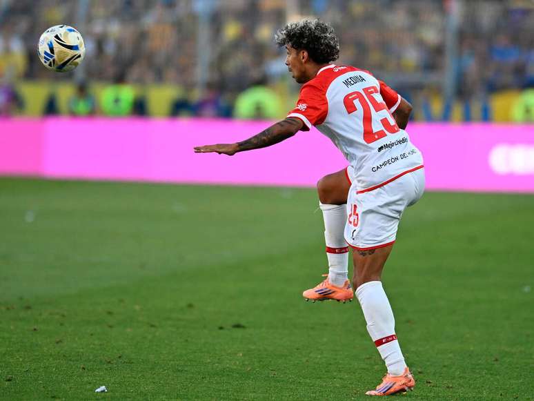 Jogador volta a ser alvo do Botafogo –