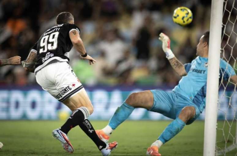 Vegetti foi decisivo para a vitória do Vasco –
