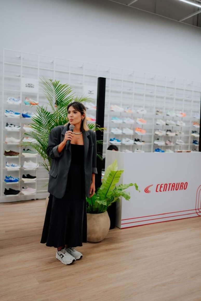 Gerente executiva de projetos da Centauro, Natalia Matsukuma aponta crescimento da mulher como cliente no varejo esportivo