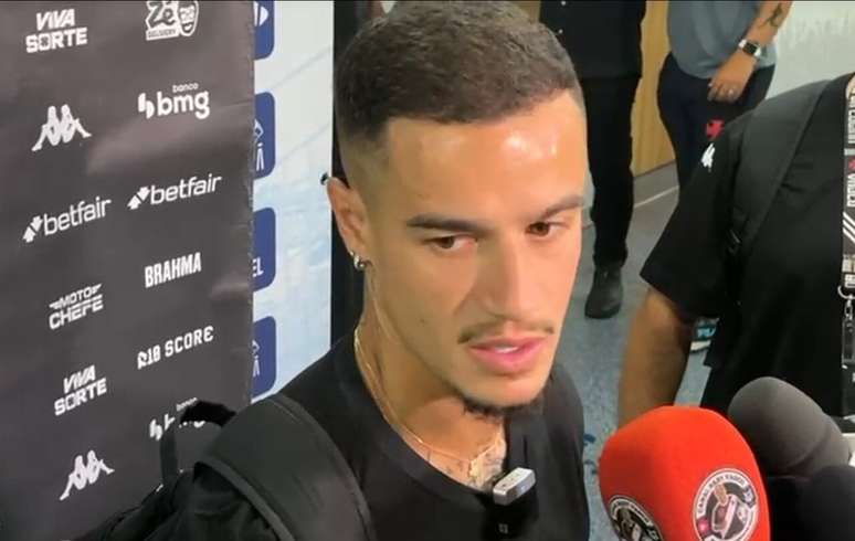 Craque falou com os jornalistas, incluindo nossa equipe –