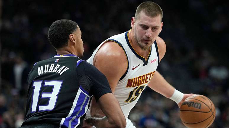 Nikola Jokic brilhou na vitória dos Nuggets sobre os Kings