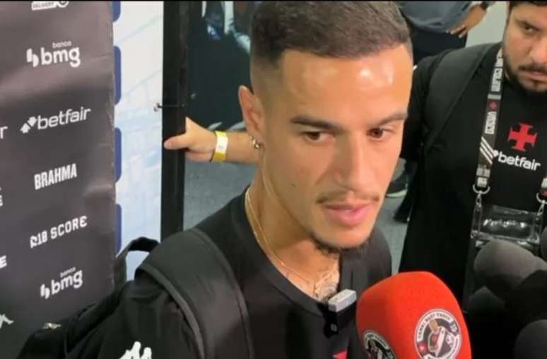 Craque falou com os jornalistas, incluindo nossa equipe –