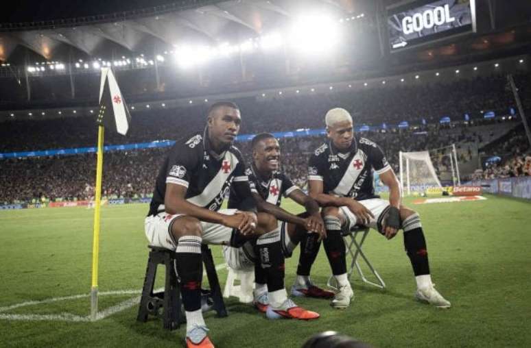 Matheus Lima/Vasco - Legenda: Vasco é lembrado em postagem do Tottenham, que compara comemorações; veja