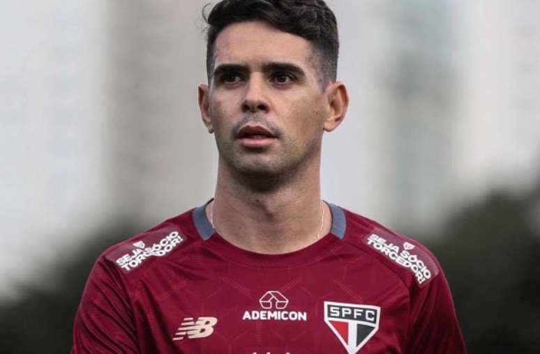 Oscar decide parar de jogar profissionalmente –