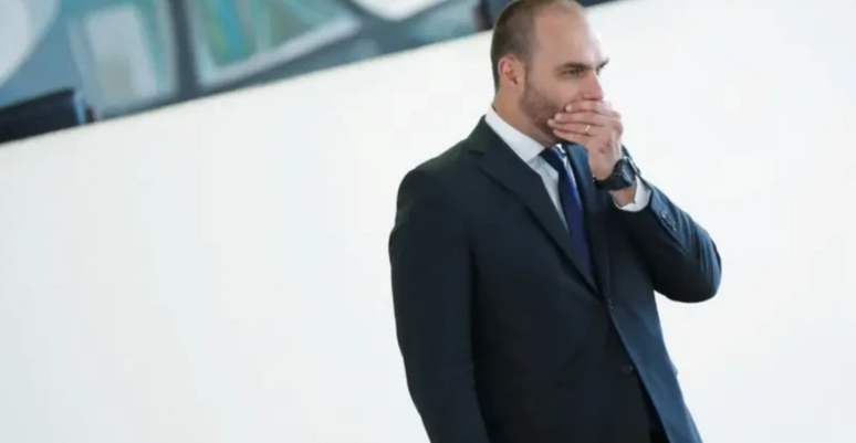 Eduardo Bolsonaro vive nos Estados Unidos, onde articulou sanções a Alexandre de Moraes