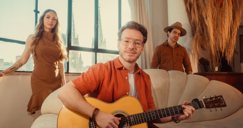 BALARA e o duo MAR ABERTO abrem parceria com "Mais Além"