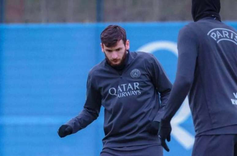 Lee Kang-in deve começar jogando contra o Metz –