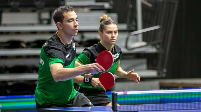 Hugo Calderano e Bruna Takahashi foram eliminados na fase de grupos do WTT Finals de Hong Kong