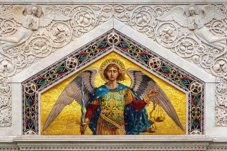 O arcanjo Miguel &eacute; o mensageiro de Deus mais conhecido 