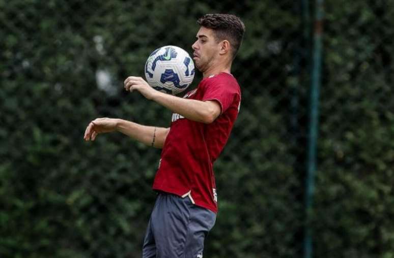 Oscar marca reunião com o São Paulo e deve anunciar aposentadoria –