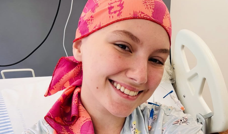 How is influencer Isabel Veloso today (12/12)? Admitted to intensive care, the young woman receives a moving tribute from her father: “If you could hear me…”.