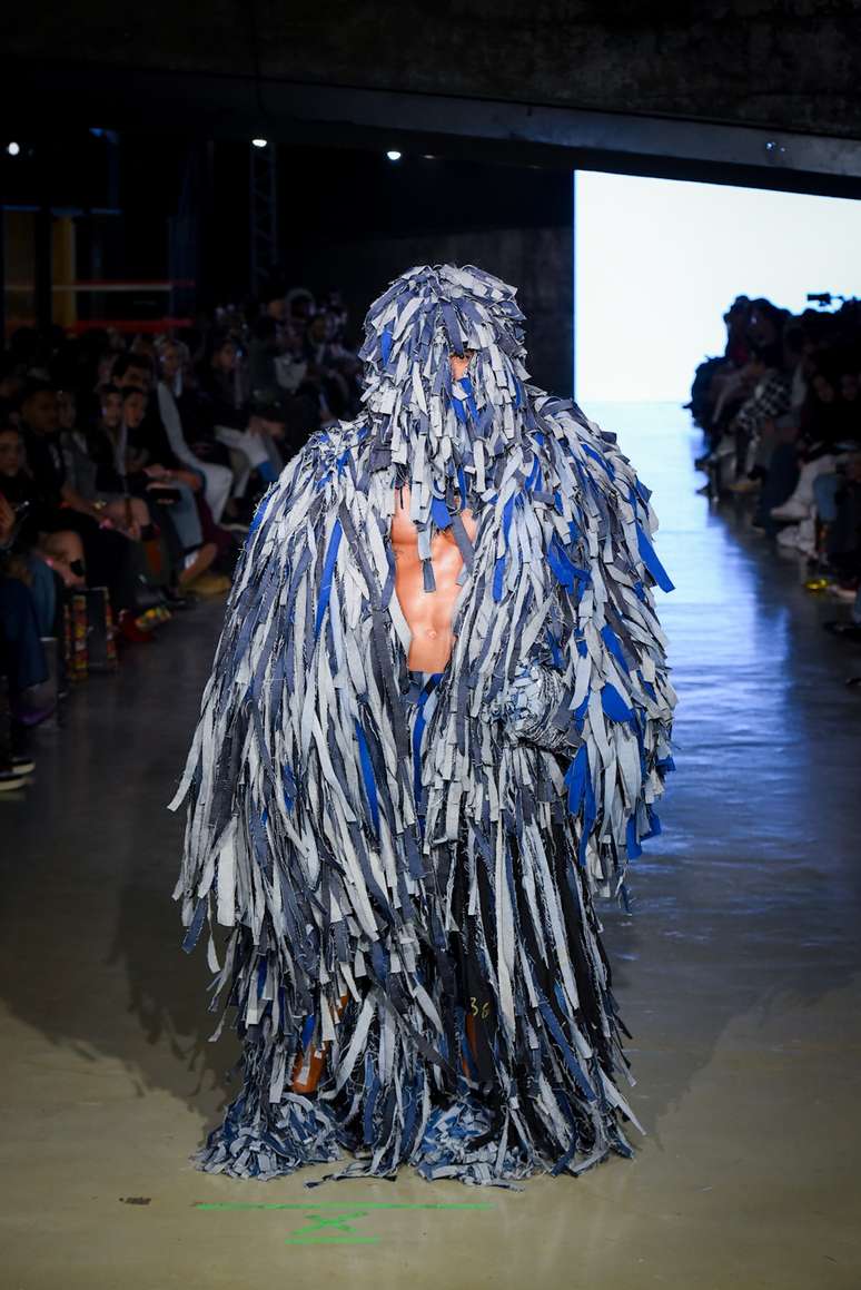 Primeiro desfile Lucas Casl&uacute; Na Casa de Criadores, em julho 