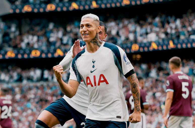 Richarlison vive o seu melhor momento no Tottenham.