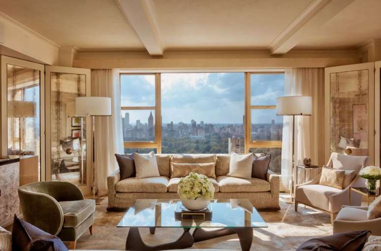 Hotel que Neymar e Bruna Biancardi est&atilde;o fica no Upper East Side, em Nova Iorque