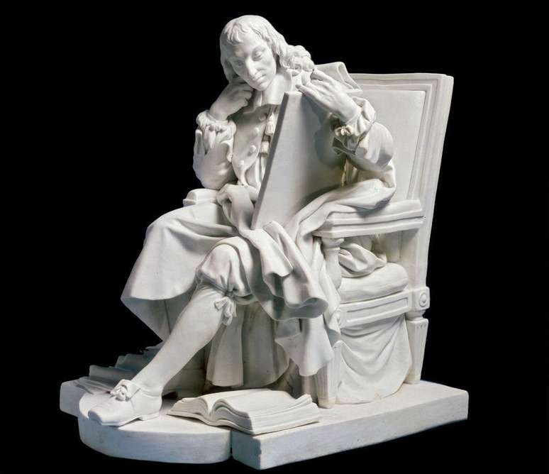 Blaise Pascal (1623&ndash;1662) foi uma figura central no nascimento da ci&ecirc;ncia moderna. Aqui, "Pascal estudando a cicloide" (1785), escultura de Augustin Pajou, Museu do Louvre, Paris, Fran&ccedil;a