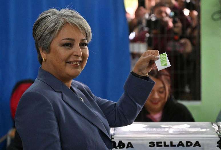 Jannette Jara havia conquistado a maioria dos votos no primeiro turno, em novembro.
