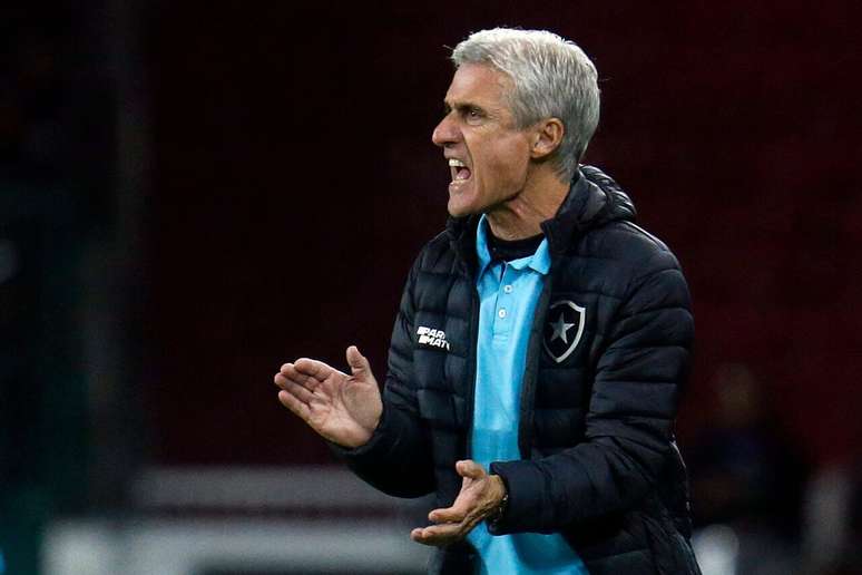 Lu&iacute;s Castro foi treinador do Botafogo e campe&atilde;o pelo clube &ndash;