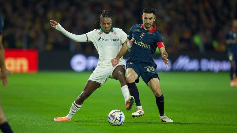 Lens x Nice fizeram um confronto v&aacute;lido pela 16&ordf; rodada da Ligue 1 &ndash;&nbsp;