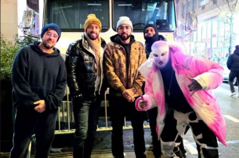 Neymar curte férias com amigos em Nova York