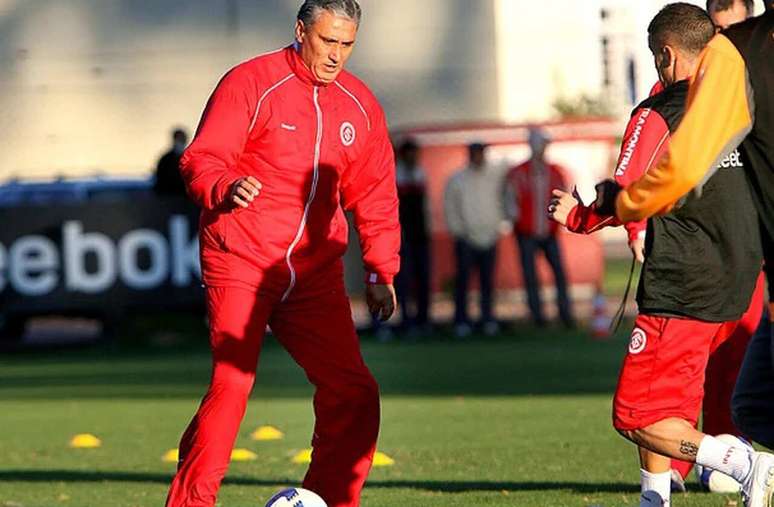 Em caso de acerto com o Internacional, Tite dar&aacute; in&iacute;cio a sua segunda passagem pela equipe &ndash;