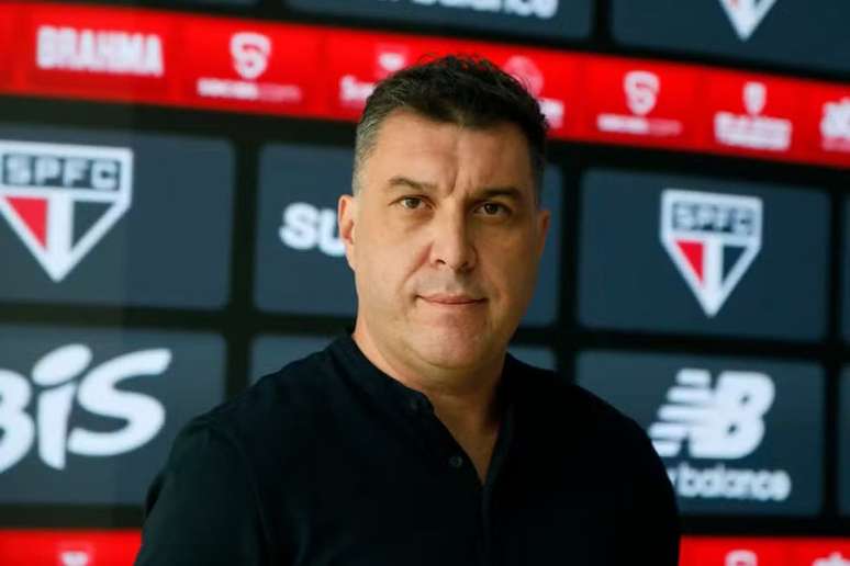 M&aacute;rcio Carlomagno, envolvido na investiga&ccedil;&atilde;o, &eacute; um dos bra&ccedil;os direito de J&uacute;lio Casares, presidente do S&atilde;o Paulo &ndash;