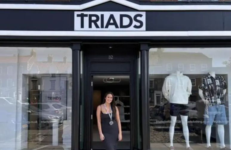 Abigail Donaldson acredita que os itens de maior valor em sua loja a tornaram alvo de ladr&otilde;es que pertencem a quadrilhas organizadas