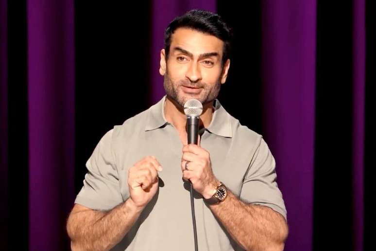 &ldquo;Kumail Nanjiani: Night Thoughts&rdquo; marca o retorno do ator e comediante Kumail Nanjiani ao stand-up 