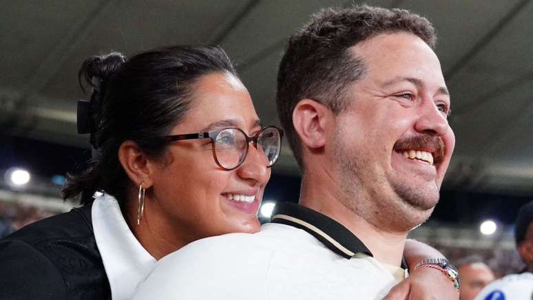 Casal acompanhou jogo do Vasco