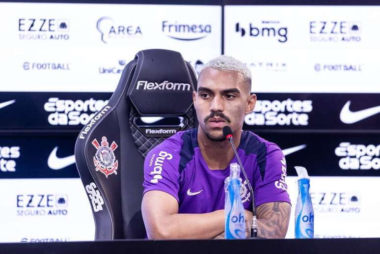 Matheuzinho est&aacute; pendurado e pode ficar de fora do jogo da volta&nbsp; &ndash;