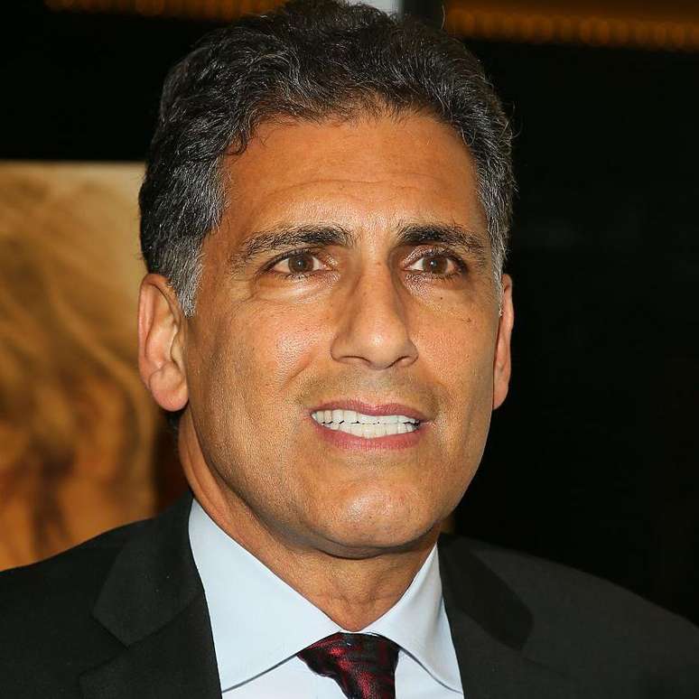 Cyrus Nowrasteh tem tradi&ccedil;&atilde;o em filmes crist&atilde;os, como 'O Jovem Messias' (2016) e 'Sarah's Oil' (2025)