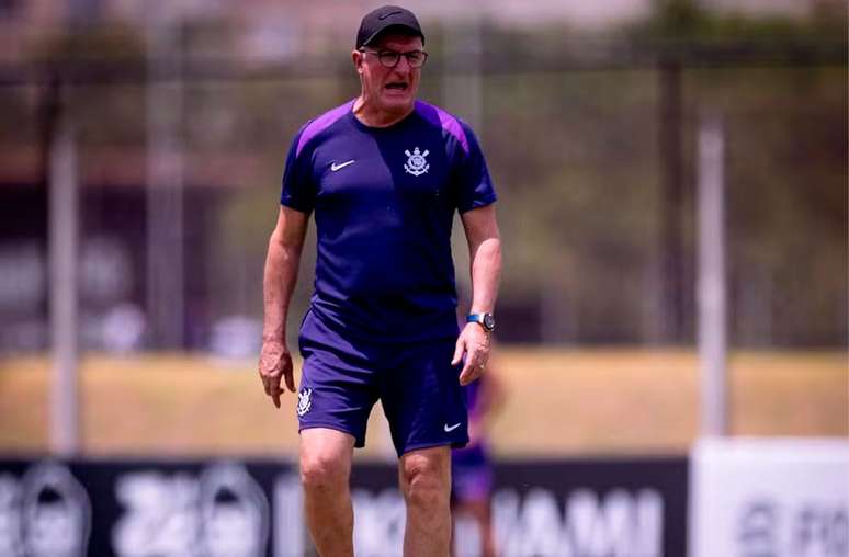 Dorival deve manter a base dos confrontos contra o Cruzeiro &ndash;