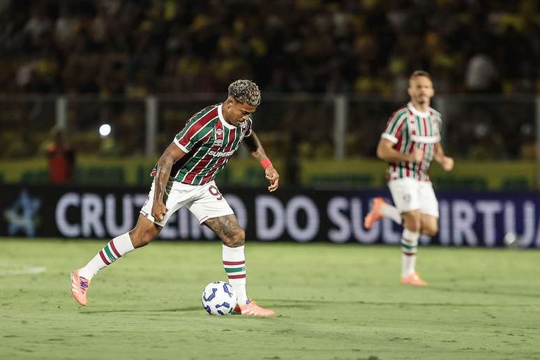 John Kennedy n&atilde;o conseguiu se firmar como titular &ndash;