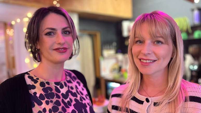 Madelaine Thomas e a apresentadora de TV Jess Davies passaram pela experi&ecirc;ncia de ter suas imagens &iacute;ntimas compartilhadas sem consentimento