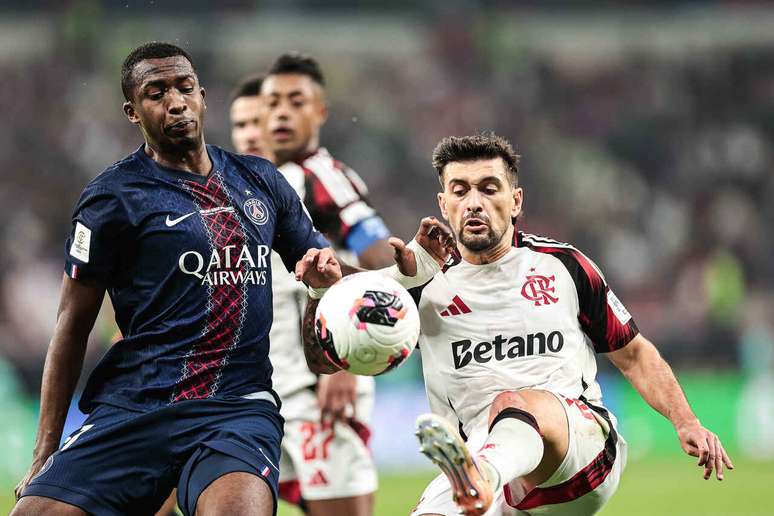 De Arrascaeta fala sobre a derrota do Flamengo nos p&ecirc;naltis para o PSG &ndash;