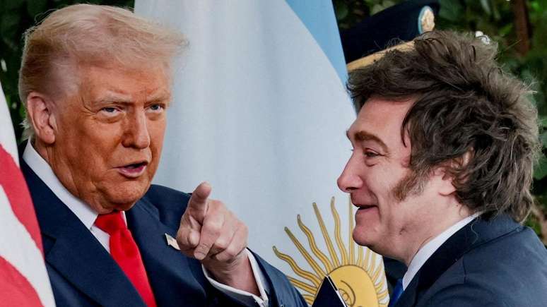 A oposi&ccedil;&atilde;o na Argentina criticou o 'apoio' pol&iacute;tico que Trump deu a Javier Milei antes das elei&ccedil;&otilde;es legislativas