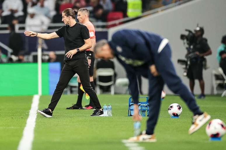 Filipe Lu&iacute;s foi bastante elogiado pelo advers&aacute;rio Luis Enrique &ndash;