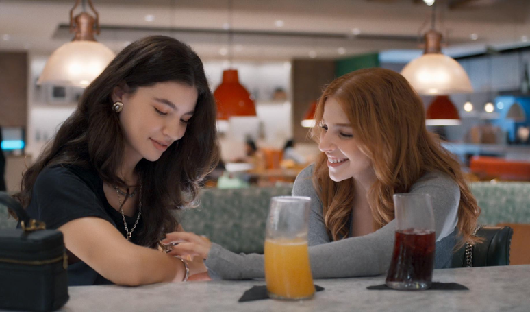 ஒரு மணி நேரத்திற்குள் காதலிக்க இரண்டு பேர் ஒருவரையொருவர் கேட்க வேண்டிய 36 கேள்விகள் இவை.