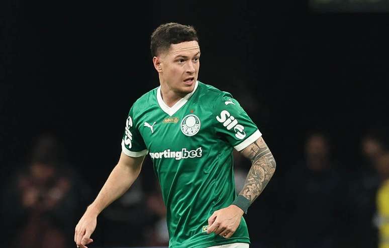 An&iacute;bal Moreno vira alvo do River Plate e pode deixar o Palmeiras &ndash;