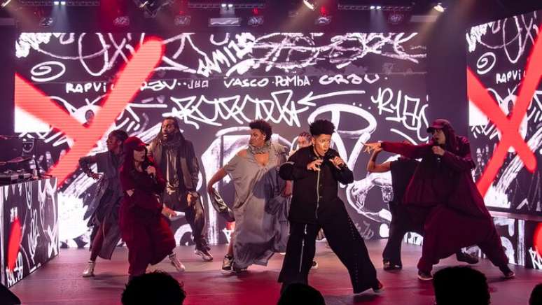 Cena do musical 'Hip Hop Hamlet', que inaugura o Teatro YouTube.