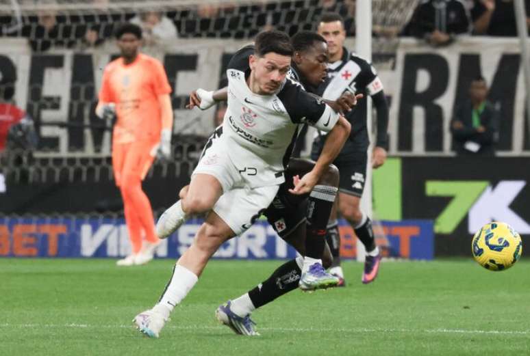 Corinthians once again had a poor result at home as they drew goalless against Vasco, at the Neo Química Arena, in the first match of the Copa do Brasil final.