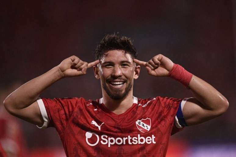 Felipe Loyola, volante alvo do Santos 