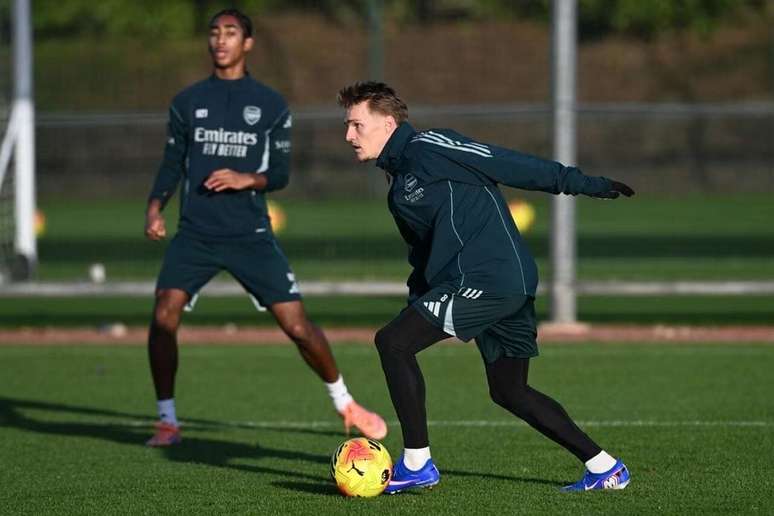 Atividade de prepara&ccedil;&atilde;o do Arsenal antes de encarar o Everton fora de casa &ndash;
