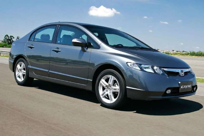Honda Civic de oitava gera&ccedil;&atilde;o revolucionou segmento