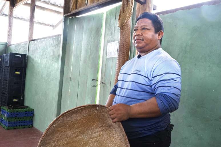 విద్యావేత్తగా ఉండటమే కాకుండా, డిజూడ్జో బనివా ప్రజల పరిశోధకుడు మరియు స్థానిక నాయకుడు.