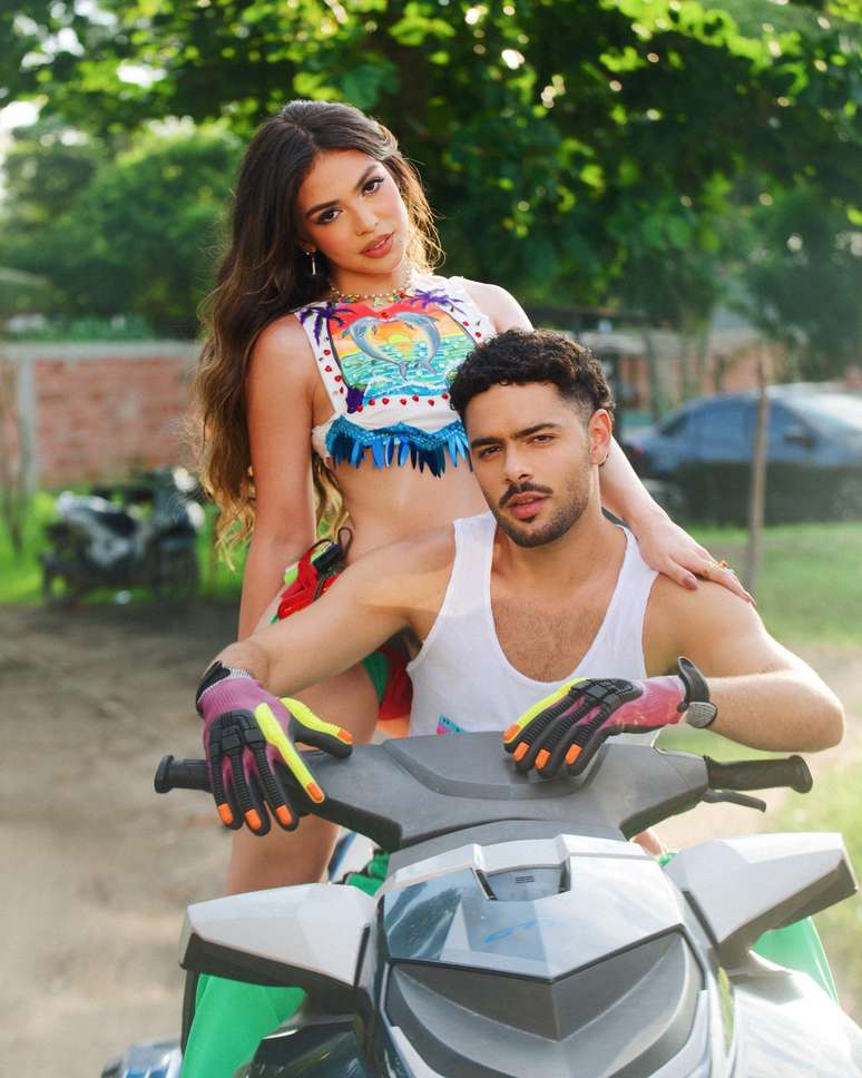 Pedro Sampaio lan&ccedil;a parceria com Melody e critica cobran&ccedil;a para viralizar